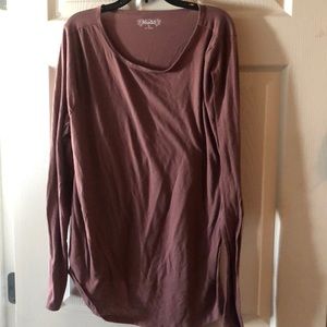 Long sleeve tee